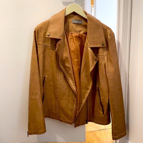 Brown Leather Jacket made in China! Sharp throw on casually - Picture 2 of 5